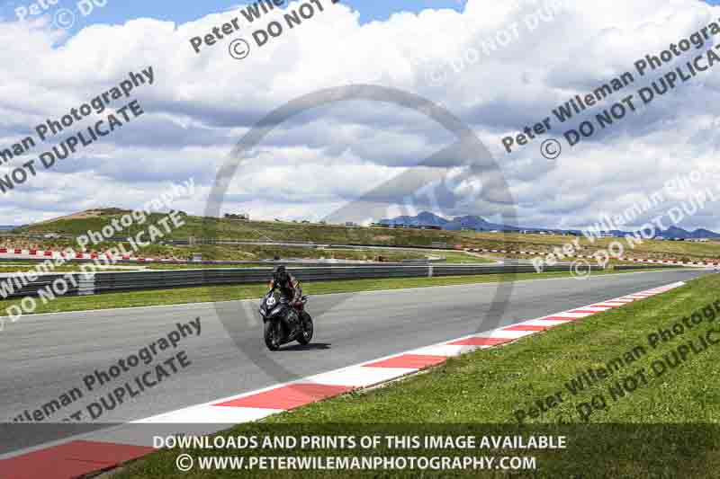 cadwell no limits trackday;cadwell park;cadwell park photographs;cadwell trackday photographs;enduro digital images;event digital images;eventdigitalimages;navarra;no limits trackdays;peter wileman photography;racing digital images;trackday digital images;trackday photos